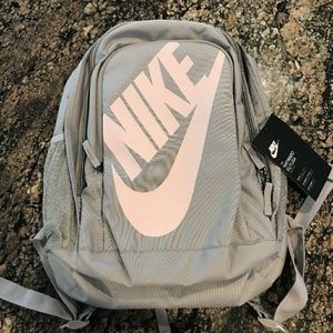 💜Pending Trade💜NIKE BACKPACK